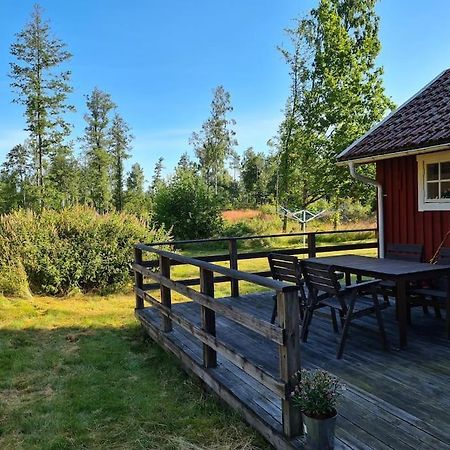 Trevligt Torp I Vacker Natur Mellerud Exterior photo